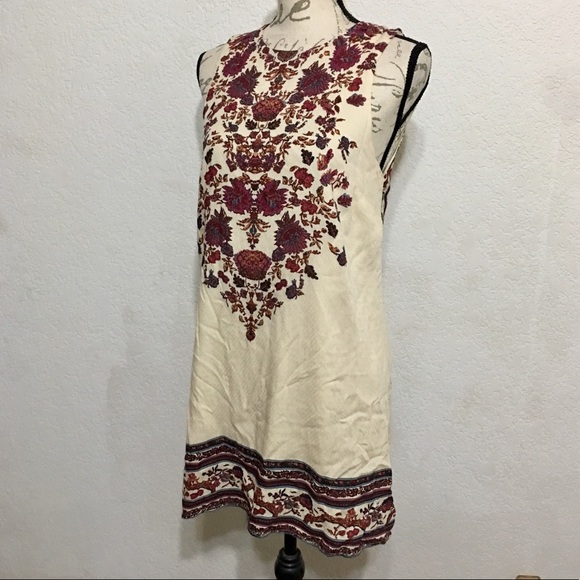 Ecote Sleeveless Shift Dress Floral Pattern Medium - Picture 2 of 8